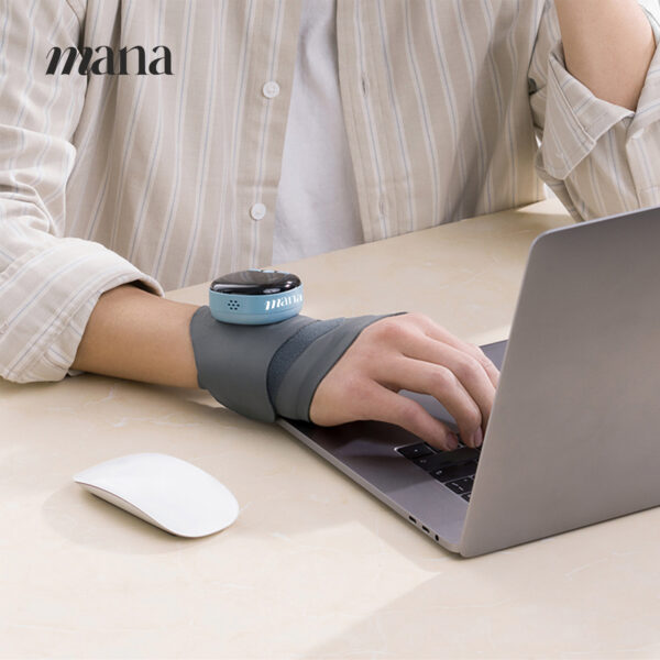 Mana Wrist Massager 04